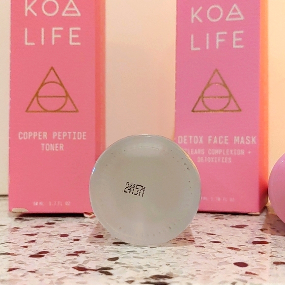 KOA Life Copper Peptide Toner & Detox Face Mask - Picture 3 of 5
